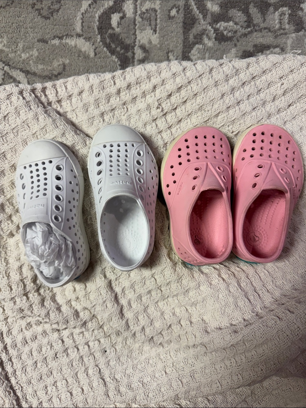 Native Shoe Bundle - Picture 4 of 8